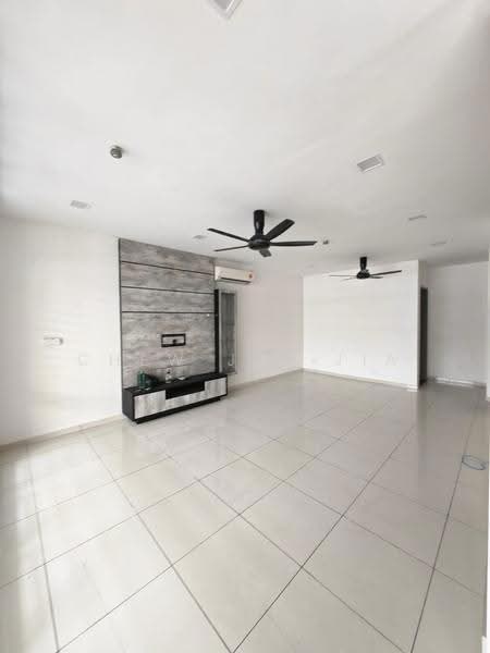 2-storey Terraced House for Sale in Taman Eco Cascadia (Tebrau) - Chew Jia Jia - Living Room - PropertyGuru.com.my