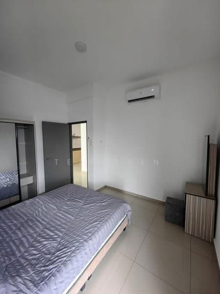 Kediaman Servis untuk Dijual di Marina Residence - Teik Shen - Bedroom - PropertyGuru.com.my