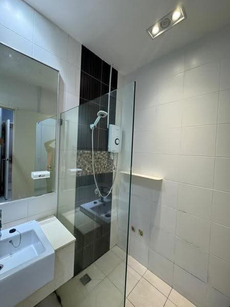 Condominium for Sale at One Imperial - Eric Cheah - Bathroom - PropertyGuru.com.my