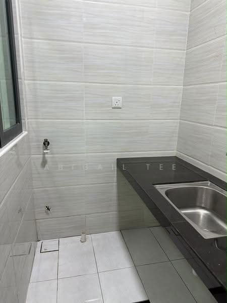 Condominium for Rent at The Henge - Abigail Tee - Kitchen - PropertyGuru.com.my