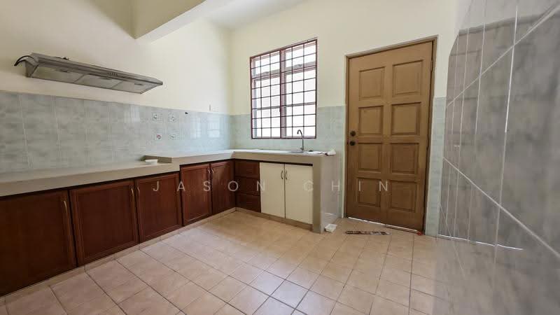 2-storey Terraced House for Sale in Taman Putra Prima (Puchong) - Jason Chin - Kitchen - PropertyGuru.com.my
