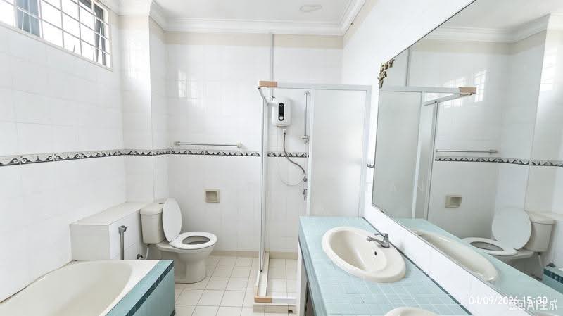 Rumah Teres 2-Tingkat untuk Dijual di Tropicana Indah (Kota Damansara) - Christine Tan - Bathroom - PropertyGuru.com.my