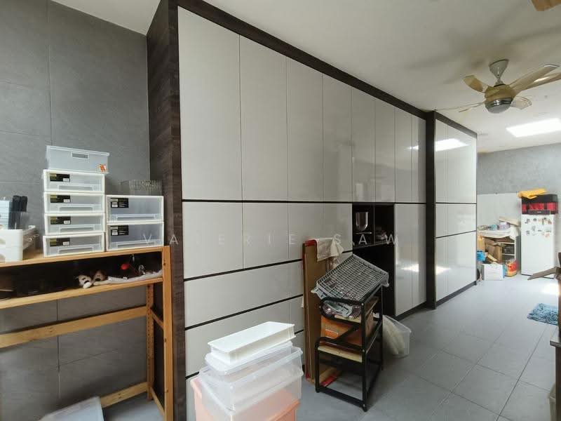 Rumah Berkembar untuk Dijual di Taman Setia Indah (Tebrau) - Valerie Saw - Kitchen - PropertyGuru.com.my