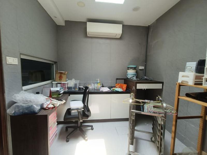 Rumah Berkembar untuk Dijual di Taman Setia Indah (Tebrau) - Valerie Saw - PropertyGuru.com.my