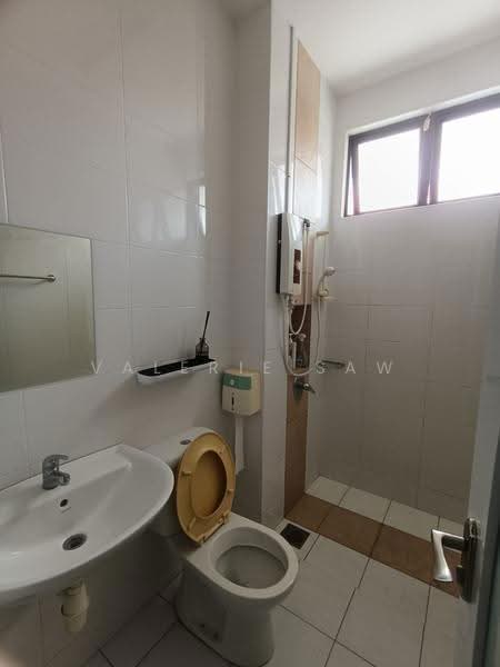 Rumah Berkembar untuk Dijual di Taman Setia Indah (Tebrau) - Valerie Saw - PropertyGuru.com.my
