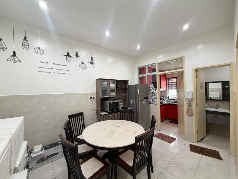 Rumah Teres 2-Tingkat untuk Dijual di Bukit Indah (Iskandar Puteri (Nusajaya)) - Susi Tjhang - Kitchen - PropertyGuru.com.my
