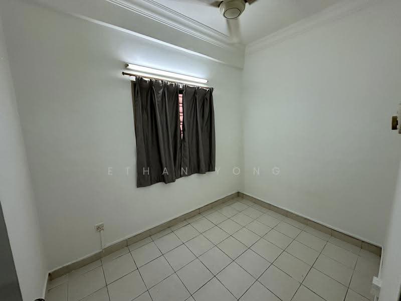 Apartment for Sale at Pangsapuri Mawar - Ethan Yong - Interior - PropertyGuru.com.my