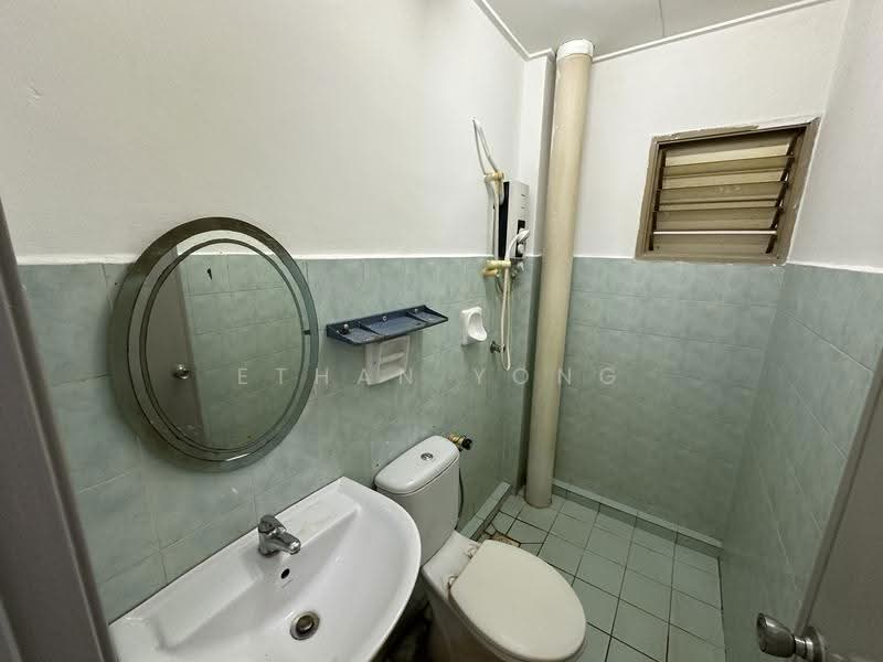 Apartment for Sale at Pangsapuri Mawar - Ethan Yong - Bathroom - PropertyGuru.com.my