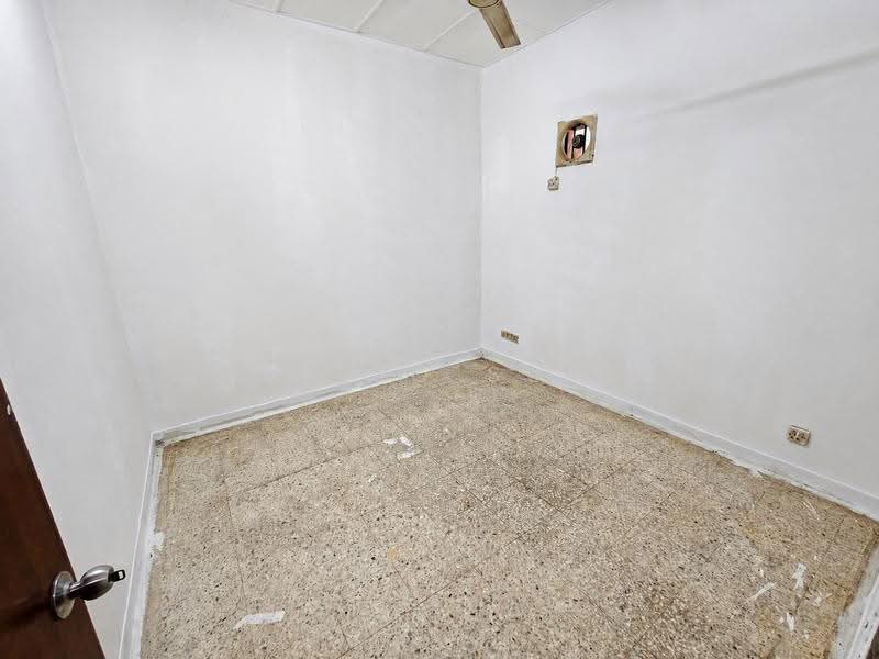 Shop for Rent in SS2 (Petaling Jaya) - Lee Jo Surf - Interior - PropertyGuru.com.my