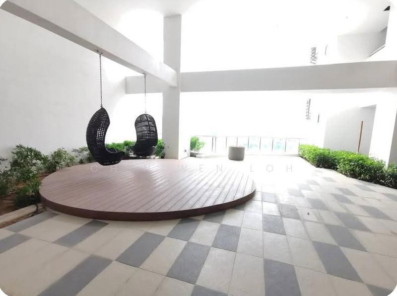 Kediaman Servis untuk Disewa di Pacific Star (Service Residence) - Chin Wen Loh - Balcony - PropertyGuru.com.my