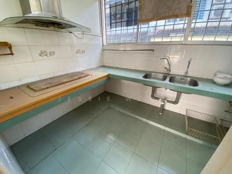 Terraced House for Sale in Bandar Country Homes (Rawang) - Jessie Wong - Kitchen - PropertyGuru.com.my