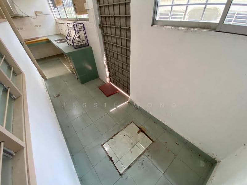 Terraced House for Sale in Bandar Country Homes (Rawang) - Jessie Wong - Kitchen - PropertyGuru.com.my