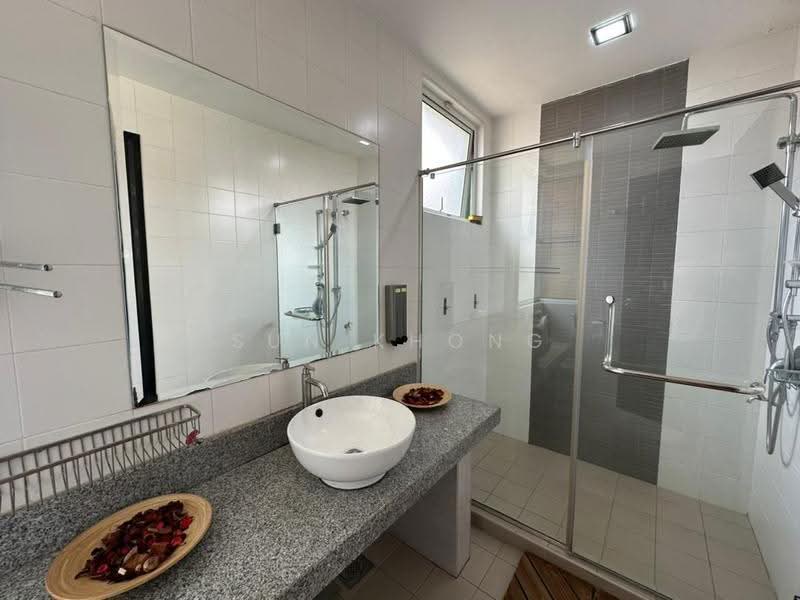 3-storey Terraced House for Rent in Desa Parkcity (Kuala Lumpur) - Sun Khong - Bathroom - PropertyGuru.com.my