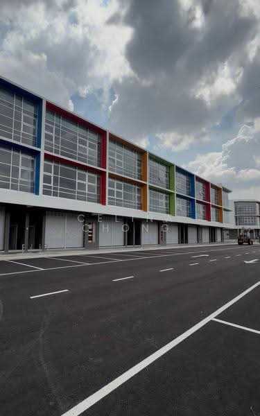 Shop / Office untuk Disewa di Taman Dato Onn (Johor Bahru) - Celina Chong - Exterior - PropertyGuru.com.my