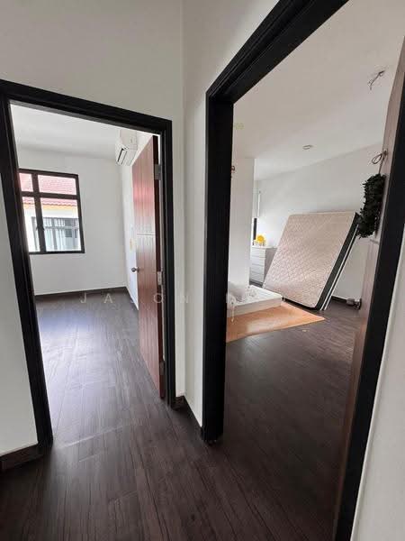 Rumah Teres 2-Tingkat untuk Dijual di Taman Seri Austin (Tebrau) - Jason Khoo - Bedroom - PropertyGuru.com.my