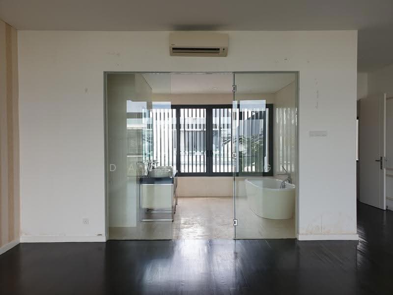 Semi-Detached House for Rent in Lake Fields (Sungai Besi) - David Ting - Bathroom - PropertyGuru.com.my