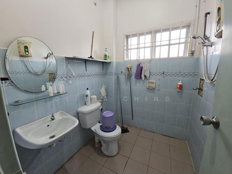 2-storey Terraced House for Sale in Bandar Putra Kulai (Kulai) - Olivia Ching - Bathroom - PropertyGuru.com.my