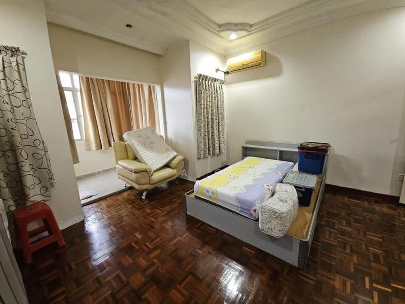 2-storey Terraced House for Sale in Bandar Putra Kulai (Kulai) - Olivia Ching - Bedroom - PropertyGuru.com.my