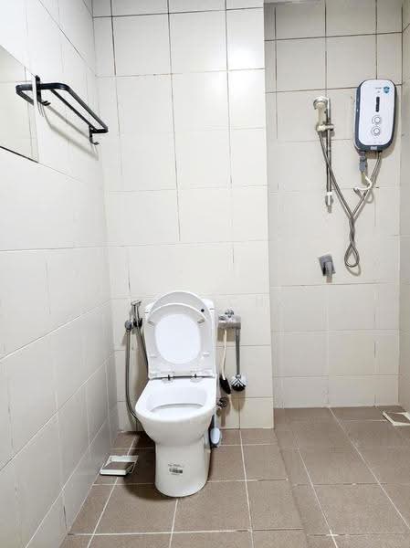 Service Residence for Sale at i-SOHO @ i-City - Tracy Chua - Bathroom - PropertyGuru.com.my