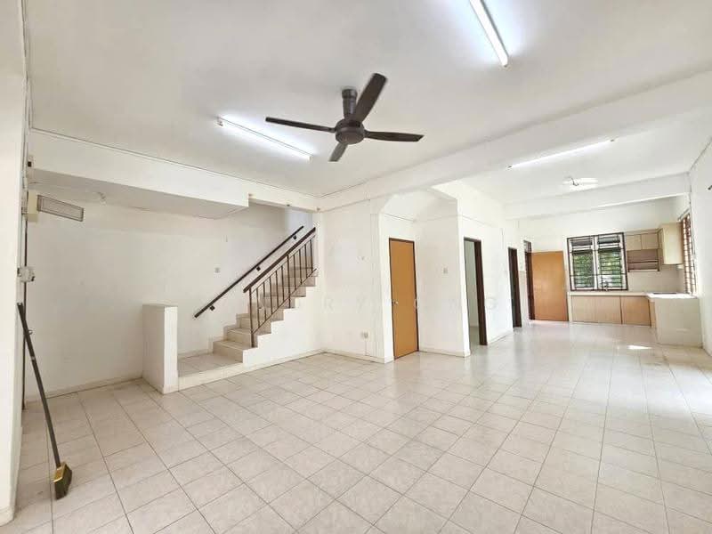 Rumah Teres 2-Tingkat untuk Disewa di Taman Desa Tebrau (Tebrau) - Sandry Ong - PropertyGuru.com.my