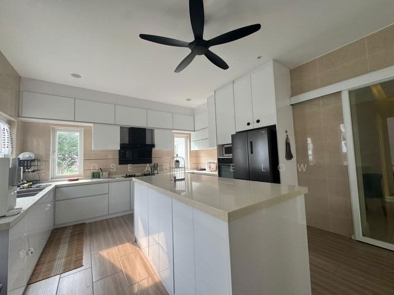 Rumah Berkembar untuk Disewa di Bandar Bukit Puchong (Puchong) - Roseabelle Low - Kitchen - PropertyGuru.com.my