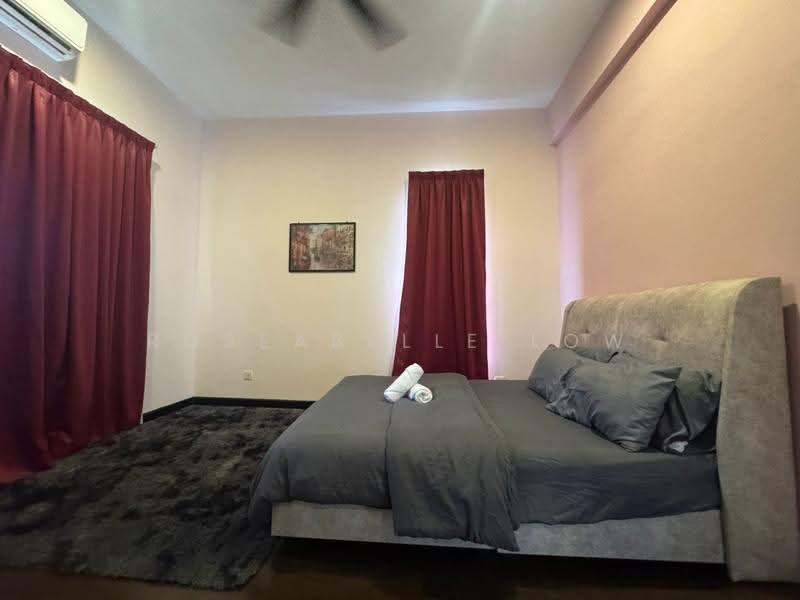 Rumah Berkembar untuk Disewa di Bandar Bukit Puchong (Puchong) - Roseabelle Low - Bedroom - PropertyGuru.com.my