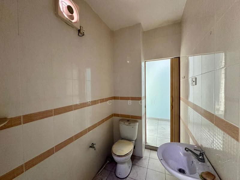 Rumah Teres 2-Tingkat untuk Dijual di Simpang Ampat (Penang) - Eric Boh - Bathroom - PropertyGuru.com.my