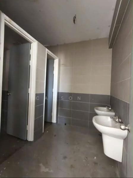 Cluster Factory for Sale in Eco Business Park 1 (Johor Bahru) - Carson . - Bathroom - PropertyGuru.com.my