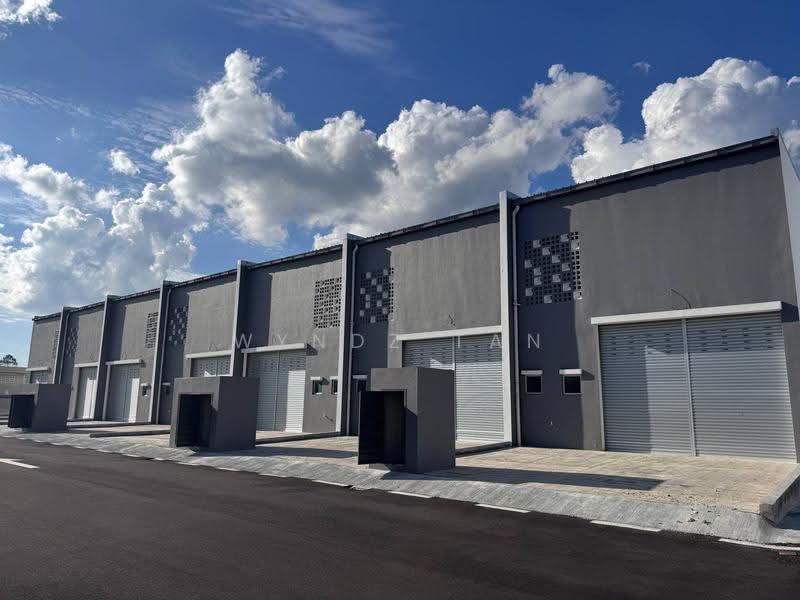 Kilang Teres untuk Dijual di Taman Indahpura (Kulai) - Wyndz Tan - Exterior - PropertyGuru.com.my