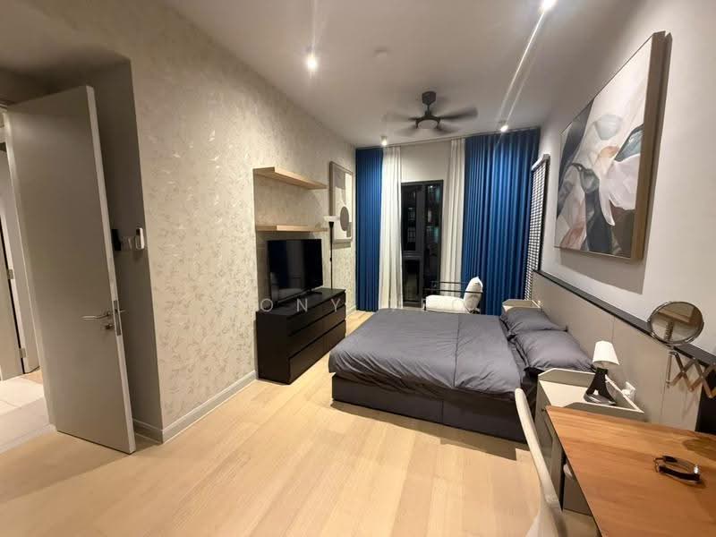 Kediaman Servis untuk Disewa di Isola - Rony Yeo - Bedroom - PropertyGuru.com.my