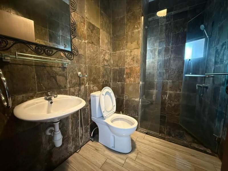 Kondominium untuk Dijual di Amandari - Kim Meng Lew - Bathroom - PropertyGuru.com.my
