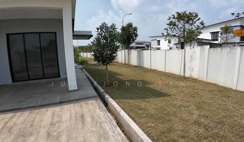 Rumah Teres 2-Tingkat untuk Dijual di Taman Adda Heights (Tebrau) - Jun Xiong Tan - Exterior - PropertyGuru.com.my