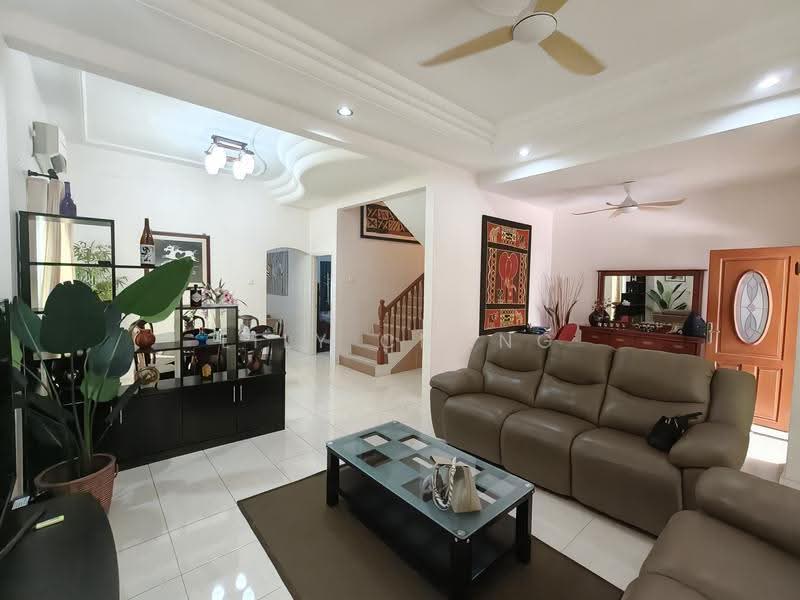 Rumah Berkembar untuk Dijual di Taman Ipoh Jaya Timur 1 (Ipoh) - Lily Chong - Living Room - PropertyGuru.com.my