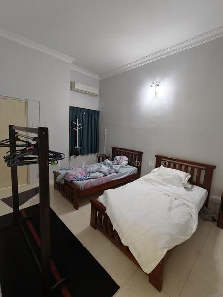 Rumah Berkembar untuk Dijual di Taman Ipoh Jaya Timur 1 (Ipoh) - Lily Chong - Bedroom - PropertyGuru.com.my