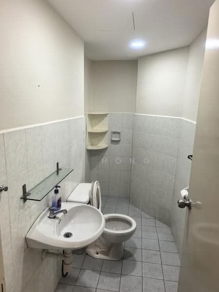 Apartment for Rent at Jalil Damai Apartments - KC Hong - Bathroom - PropertyGuru.com.my
