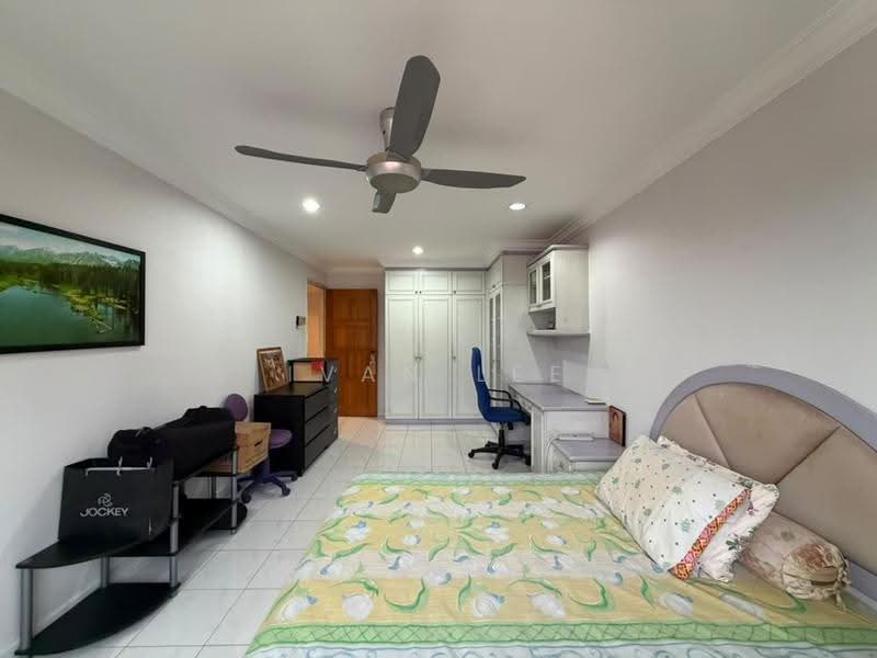Rumah Teres 2-Tingkat untuk Dijual di SS2 (Petaling Jaya) - Ivan Lee - Bedroom - PropertyGuru.com.my