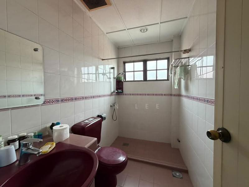 Rumah Teres 2-Tingkat untuk Dijual di SS2 (Petaling Jaya) - Ivan Lee - Bathroom - PropertyGuru.com.my