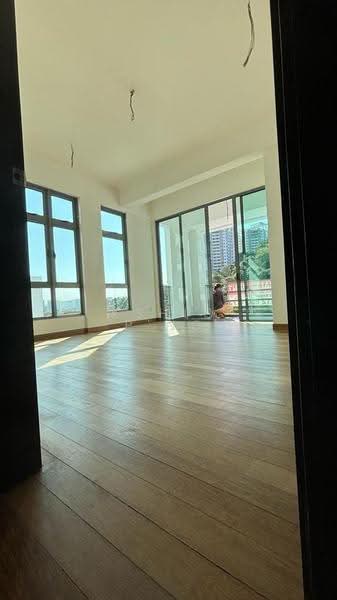 3-storey Terraced House for Sale in Sungai Ara (Penang) - Kshio P'ng - Balcony - PropertyGuru.com.my