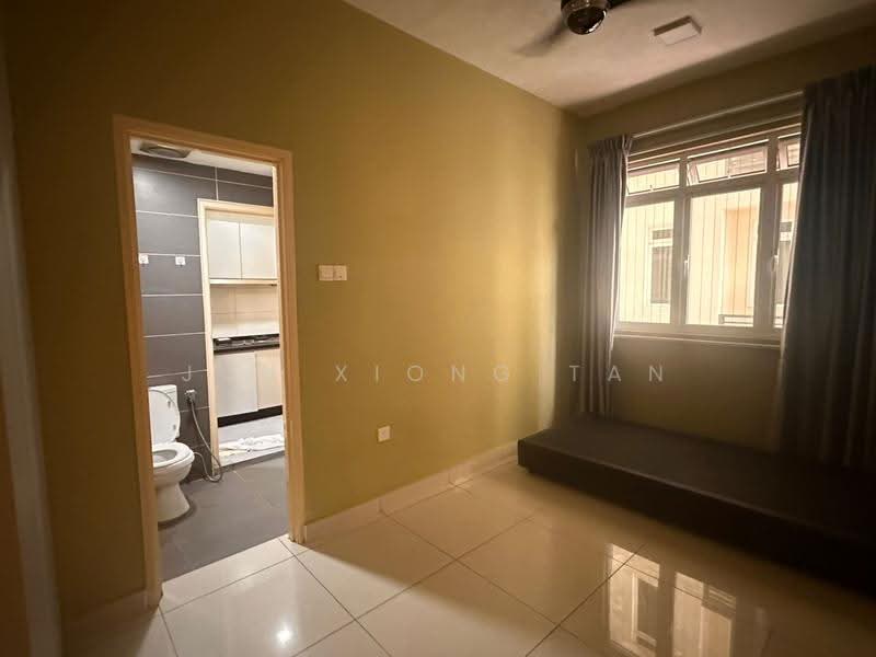 Service Residence for Sale at KSL Residence @ Daya - Jun Xiong Tan - PropertyGuru.com.my