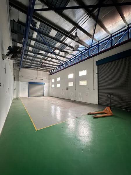 Factory for Rent in Bukit Minyak (Penang) - Desmond Chuah - Interior - PropertyGuru.com.my