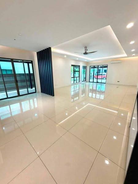 Rumah Berkembar untuk Dijual di East Ledang (Iskandar Puteri (Nusajaya)) - Susi Tjhang - Living Room - PropertyGuru.com.my