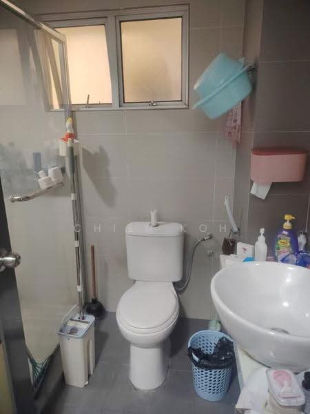 Condominium for Rent at Pantai Panorama Condominiums - Chien Koh - Bathroom - PropertyGuru.com.my
