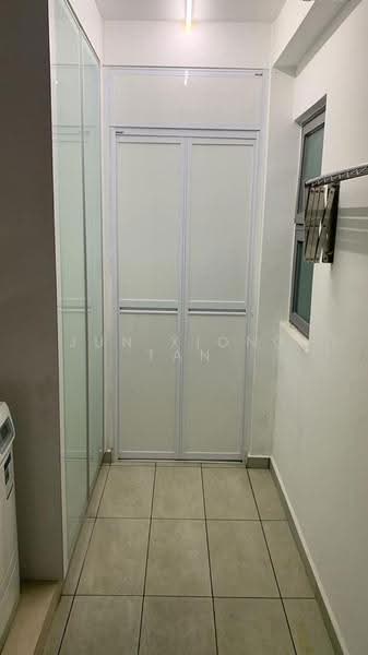 Pangsapuri untuk Dijual di Molek Pine 3 - Jun Xiong Tan - Interior - PropertyGuru.com.my