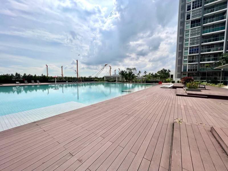 Condominium for Sale at Lakefront Residence - Riza Ahmad - Exterior - PropertyGuru.com.my
