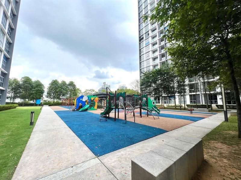 Condominium for Sale at Lakefront Residence - Riza Ahmad - Exterior - PropertyGuru.com.my