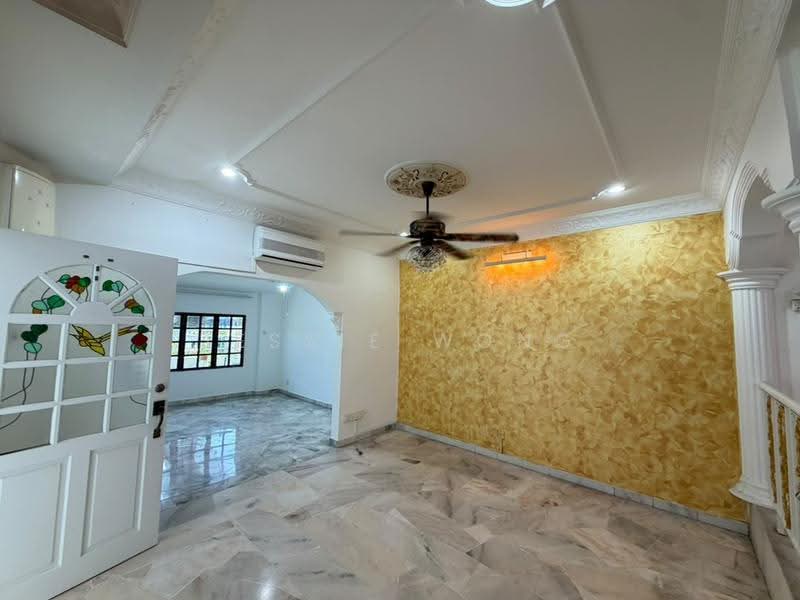 Rumah Teres 2-Tingkat untuk Dijual di Bandar Country Homes (Rawang) - Jessie Wong - Living Room - PropertyGuru.com.my