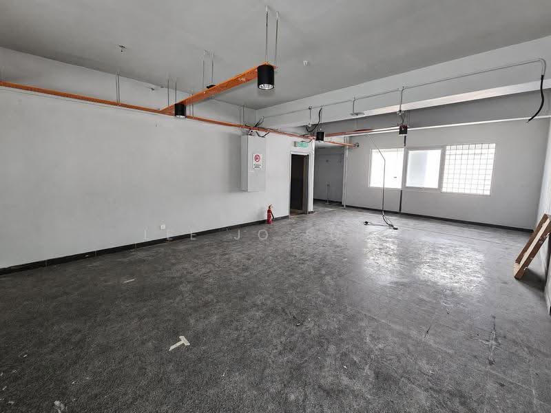 Retail Space untuk Disewa di Dataran Sunway (Kota Damansara) - Lee Jo Surf - Interior - PropertyGuru.com.my