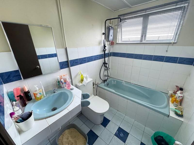 Condominium for Sale at Chancellor - Riza Ahmad - Bathroom - PropertyGuru.com.my
