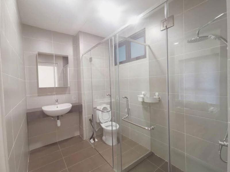 Kediaman Servis untuk Disewa di Pacific Star (Service Residence) - Nicholas Ooi - Bathroom - PropertyGuru.com.my