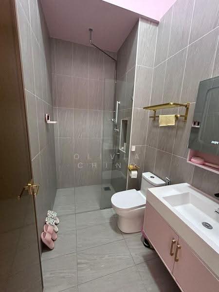 2.5-storey Terraced House for Sale in Eco Botanic (Iskandar Puteri (Nusajaya)) - Olivia Ching - Bathroom - PropertyGuru.com.my
